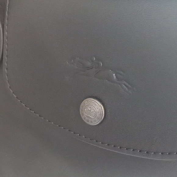 Longchamp cross body bag - Picture 2 of 2